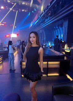 Claudia - escort in Bali Photo 1 of 3