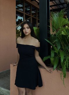 CLAUDIA GFE - escort in Bali Photo 2 of 6