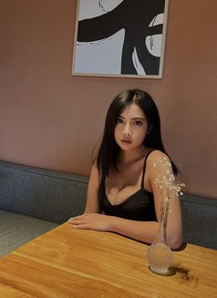 CLAUDIA GFE - escort in Bali Photo 3 of 6