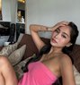 Claudine_‍ * FULSERVICE & Anal * - puta in Doha Photo 5 of 6