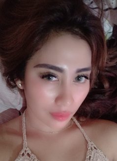 Claudy - escort in Bali Photo 3 of 8