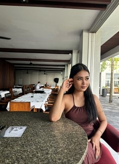 Claudy petite girl - in canggu - escort in Bali Photo 5 of 22