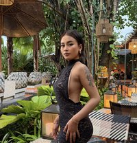 Claudy petite girl - escort in Bali Photo 16 of 21