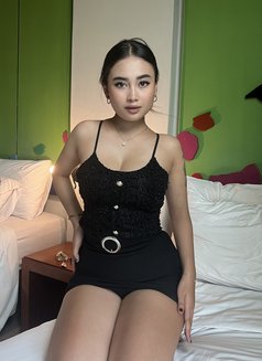 Claudy petite girl - puta in Jakarta Photo 28 of 29