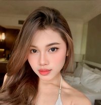 Claudya - escort in Singapore Photo 21 of 22