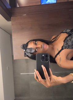 Clean and Classy - Transsexual escort in Accra Photo 3 of 9