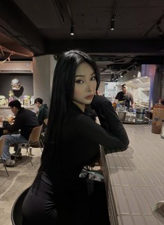 Cleo denile - escort in Taipei Photo 27 of 29