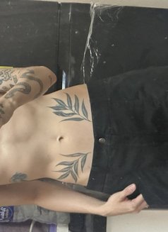 Cleo - Male escort in Manila Photo 9 of 11