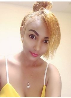 Cleo P - escort in Nairobi Photo 2 of 5