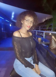 Cleo P - escort in Nairobi Photo 3 of 5