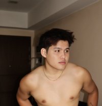 Click Me - Male escort in Manila