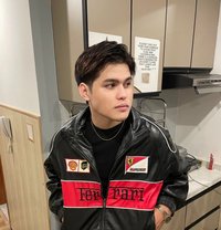 Click Me - Male escort in Manila