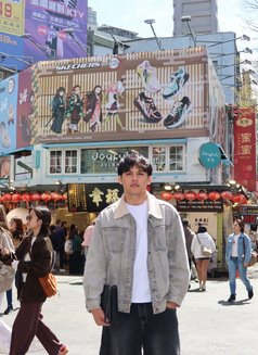 Click Me - Male escort in Taipei Photo 3 of 12