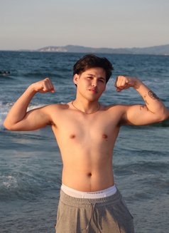 Click Me - Male escort in Taipei Photo 6 of 12