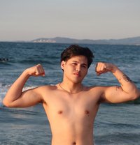 Click Me - Male escort in Taipei Photo 6 of 12