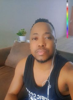 Cliff - Masajista in Randburg Photo 1 of 3