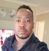 Cliff - Masajista in Roodeport