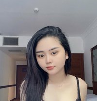 Clili - escort in Tirana