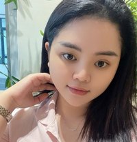 Clili - escort in Tirana