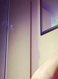 Clintslander - Male escort in Doha Photo 5 of 6