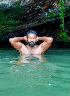 Clit Eater - Acompañantes masculino in Bangalore Photo 1 of 5