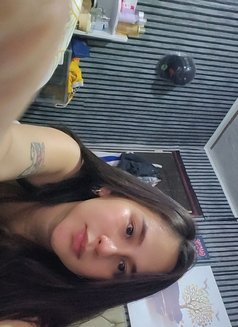 Cloe - escort in Bangkok Photo 2 of 6