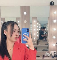 Clowie - escort in Bali