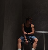 Clubbin - Acompañantes masculino in Dubai