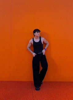 Clubbin - Acompañantes masculino in Dubai Photo 3 of 10