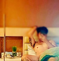 Clyde F. H - Male escort in Manila