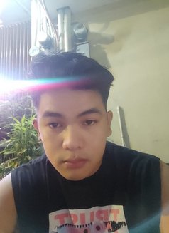 Clyde F. H - Male escort in Manila Photo 10 of 10