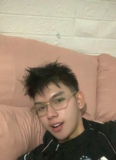 Clyde Jeo - Male escort in Manila Photo 2 of 12
