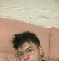 Clyde Jeo - Male escort in Manila