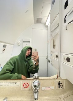 Clyde Jeo - Male escort in Manila Photo 11 of 12