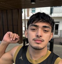 Clyrence - Male escort in Manila