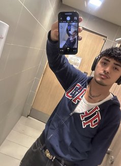 Clyrence - Acompañantes masculino in Manila Photo 7 of 13