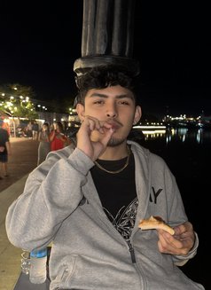 Clyrence - Acompañantes masculino in Manila Photo 10 of 13