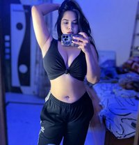 Cam queen & Meet available - escort in Candolim, Goa Photo 5 of 5