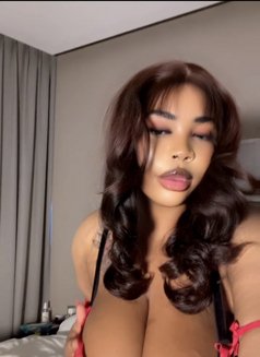 Co Co - escort in Dubai Photo 5 of 8