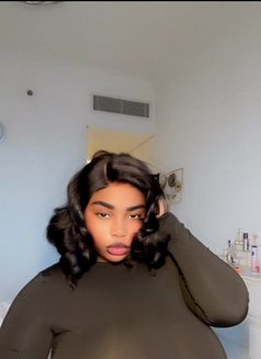 Co Co - escort in Dubai Photo 15 of 25