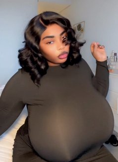 Co Co - escort in Dubai Photo 16 of 25