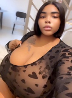 Co Co - escort in Dubai Photo 21 of 25