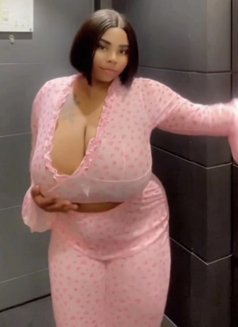 Co Co - escort in Dubai Photo 23 of 25