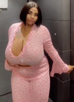 Co Co - escort in Dubai Photo 24 of 25