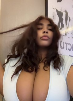 Co Co - escort in Dubai Photo 27 of 29