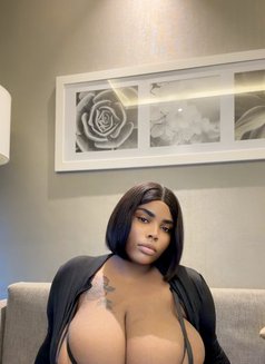 Co Co - escort in Dubai Photo 9 of 13