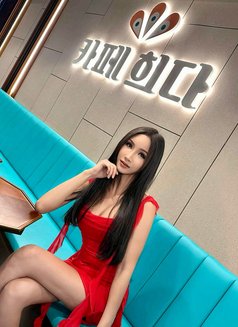 Co Co Now me live in Seoul - Transsexual escort in Seoul Photo 21 of 25