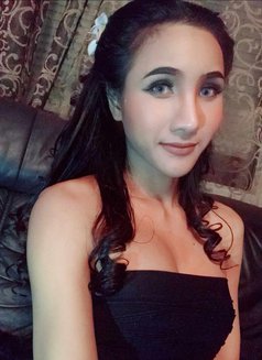 Co Co Now me live in Seoul - Transsexual escort in Seoul Photo 21 of 27