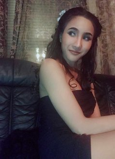 Co Co Now me live in Seoul - Transsexual escort in Seoul Photo 22 of 27