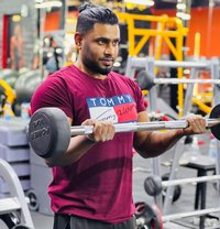 Coach Nazzi - Male escort in Dubai